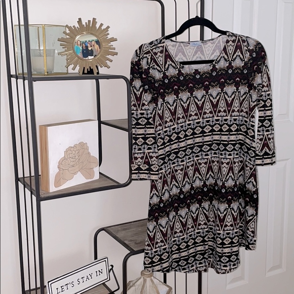 Abbeline three-quarter length sleeved dress
